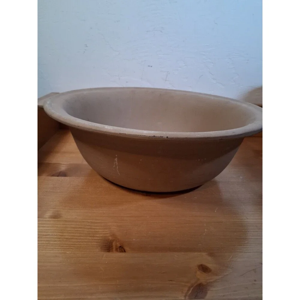 THE PAMPERED CHEF LARGE STONEWARE BAKING BOWL MADE IN USA